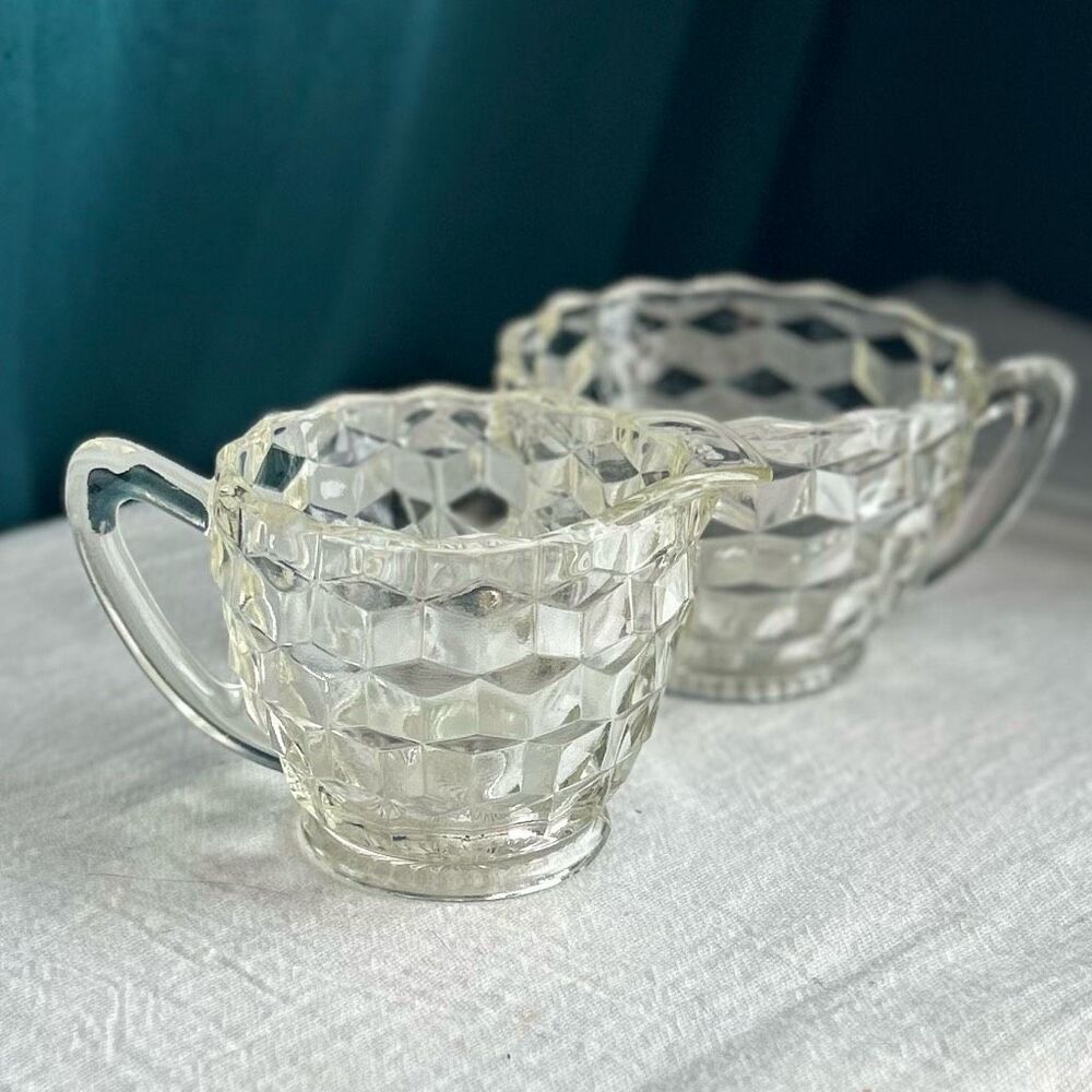 Vintage Jeanette Cube Clear Textured Sugar and Creamer Set - Picture 9 of 9